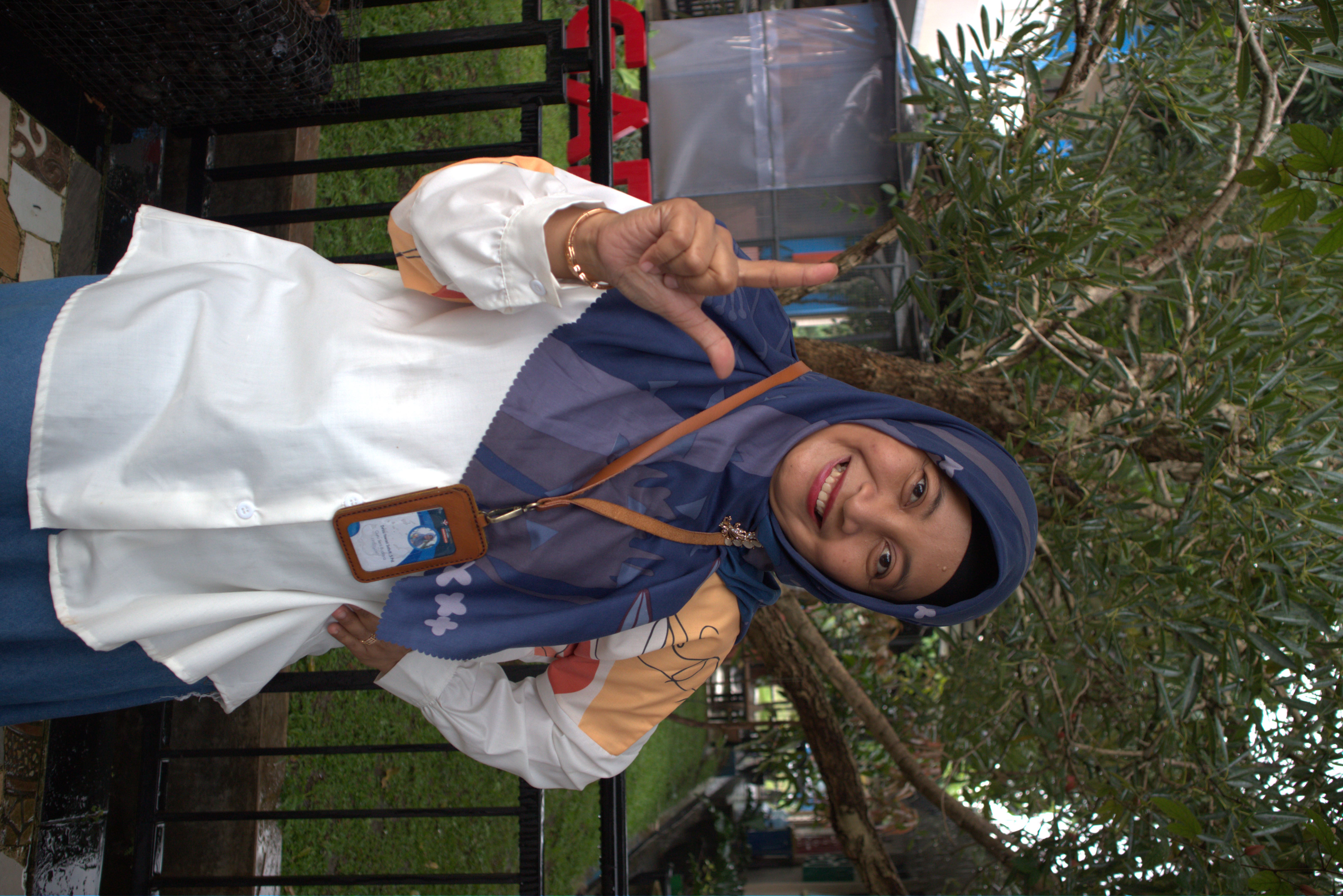 Dessi Iswari Satuti, S.Pd.